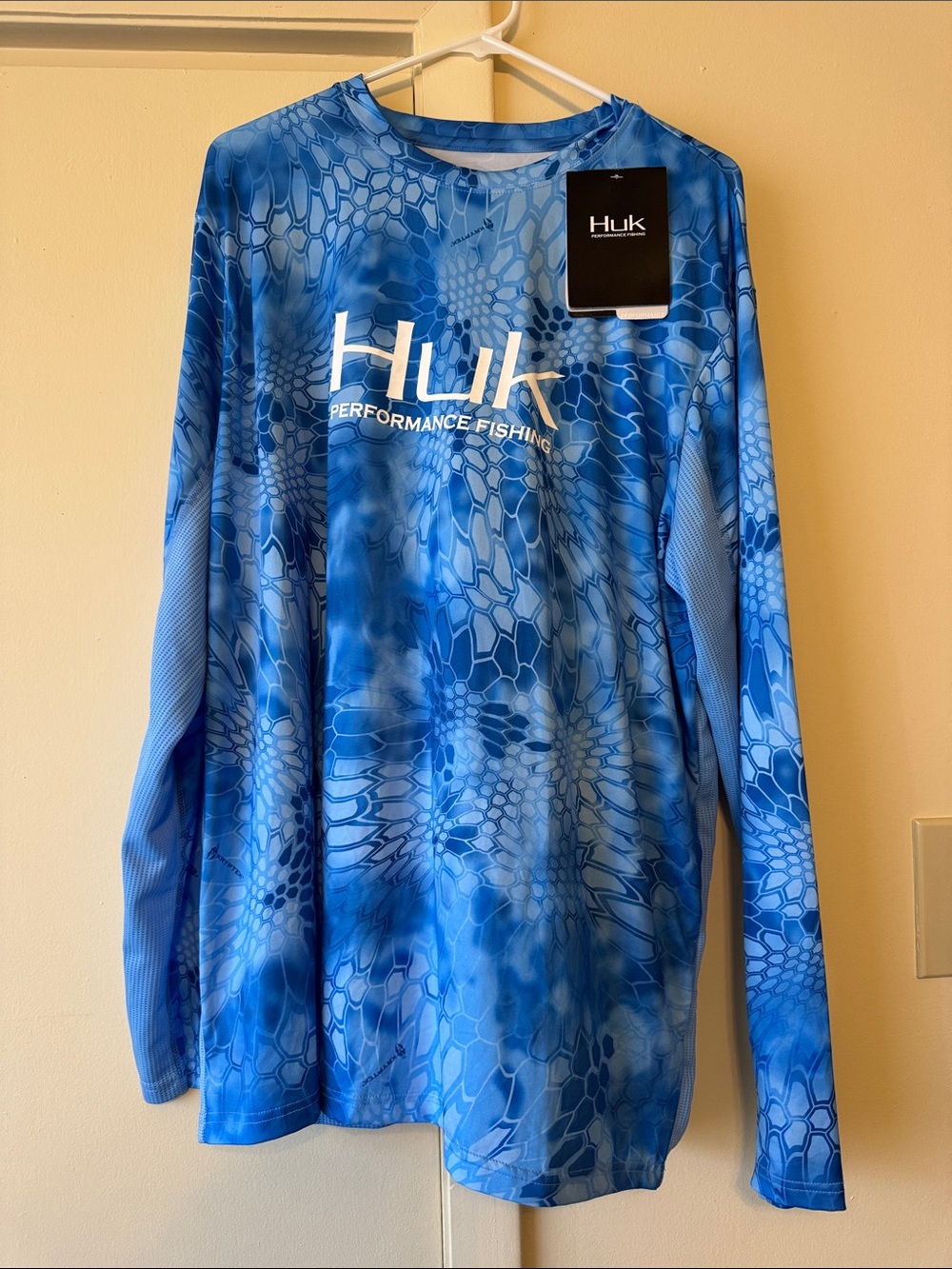 Huk Blue Performance Fishing Shirt